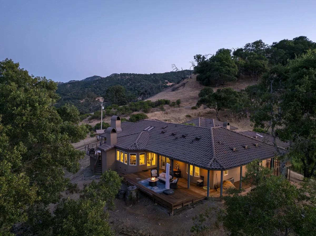 3165 Wooden Valley Road