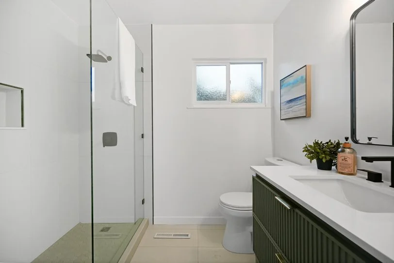 26 Leamont Smallerr033.jpg