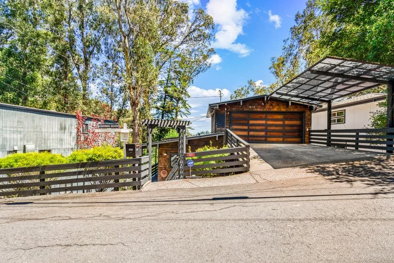 1615 Arrowhead015.jpg