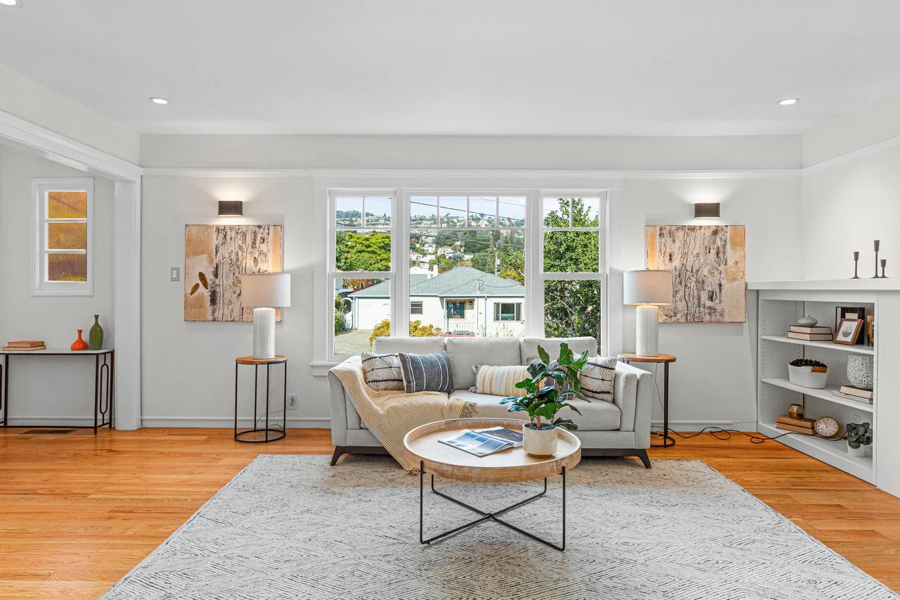 4421 Albert St Smaller 010.jpg