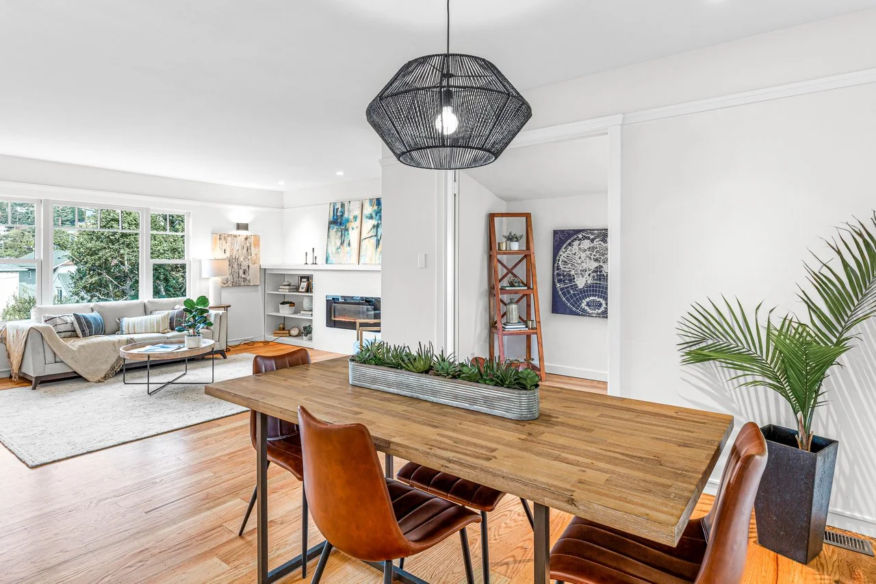 4421 Albert St Smaller 022.jpg