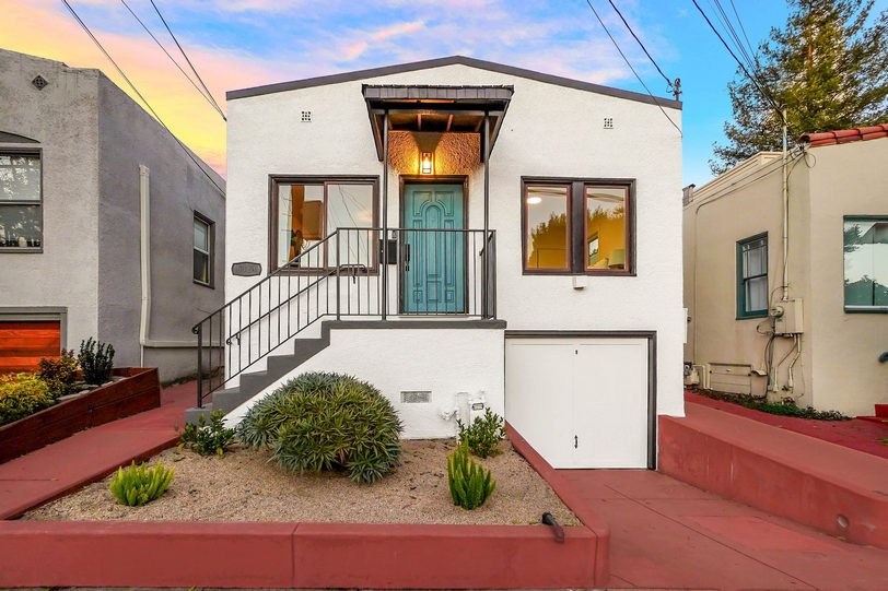 4020 Bayo Smaller 002.jpg