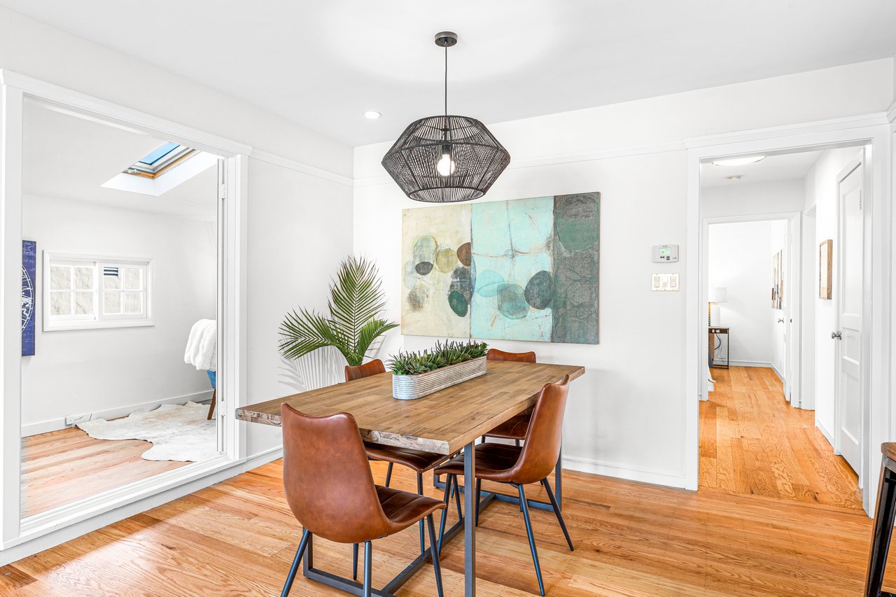 4421 Albert St Smaller 014.jpg