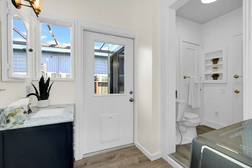 3467 Loma Vista Smaller 037.jpg