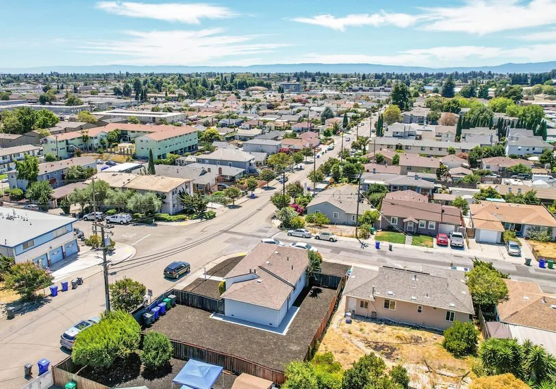 1705 163rd Smaller031.jpg