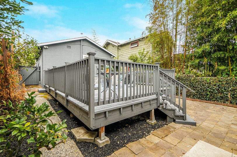 3911 Vale Avenue039.jpg