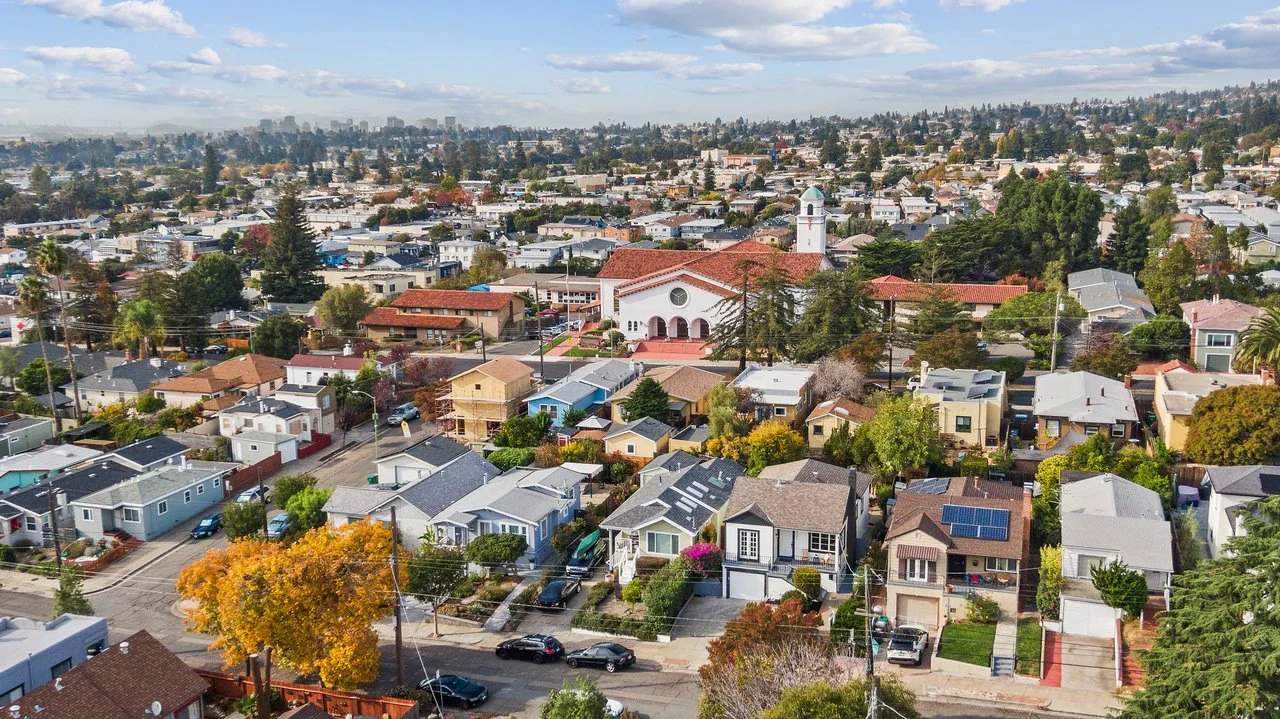3723 Madrone Smaller 011.jpg