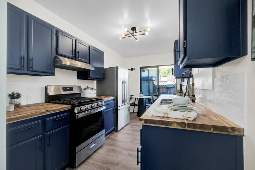 3467 Loma Vista Smaller 024.jpg