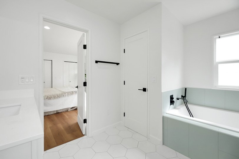 7555 Circle Hill Drive029.jpg