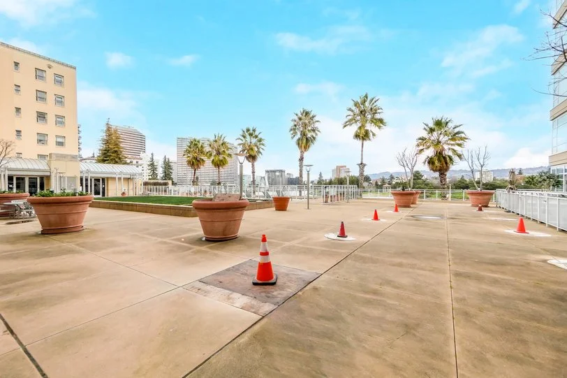 1 Lakeside Smaller 029.jpg