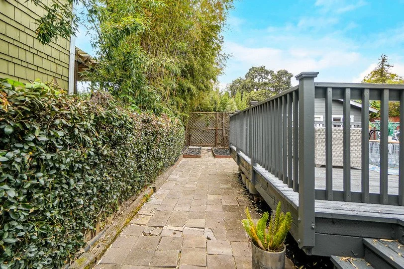 3911 Vale Avenue038.jpg