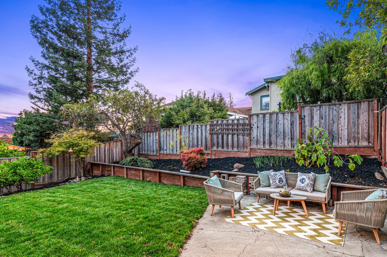 4421 Albert St Smaller 051.jpg