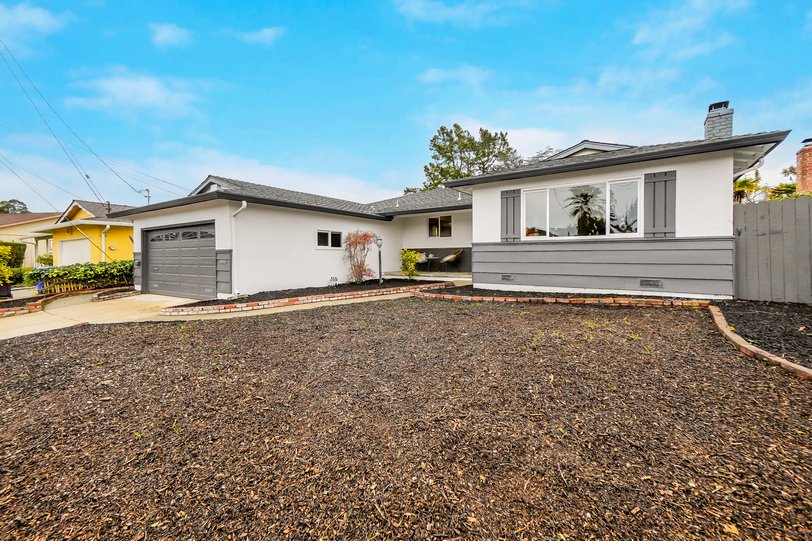 26 Leamont Smallerr007.jpg