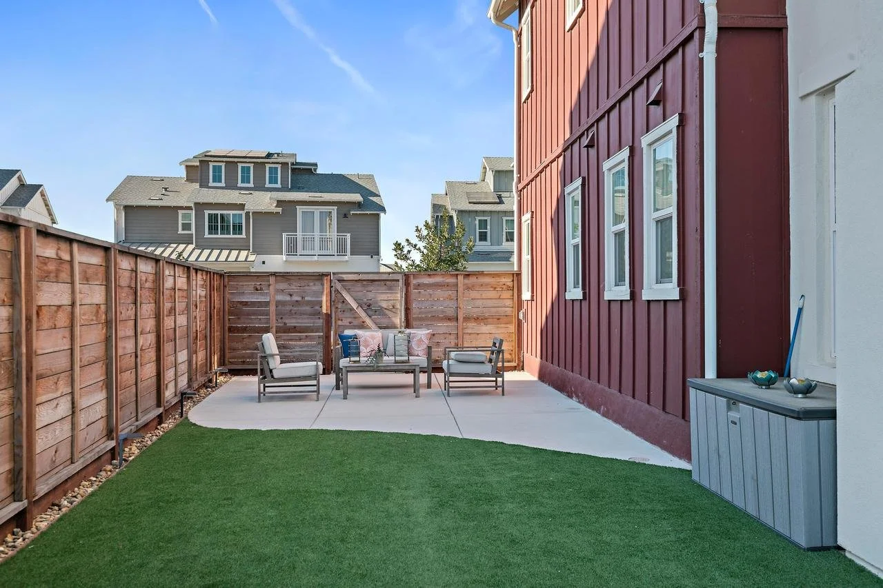 428 Halcyon Smaller 033.jpg