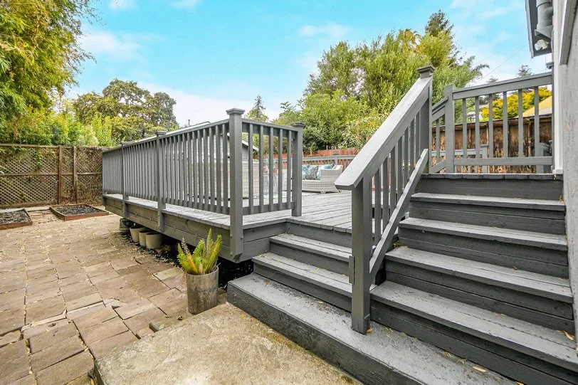 3911 Vale Avenue037.jpg