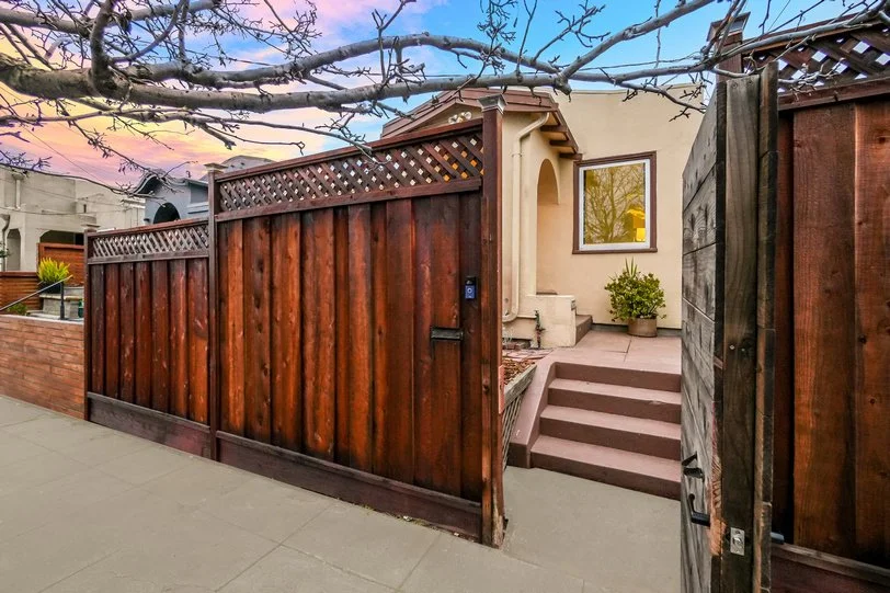 3467 Loma Vista Smaller 054.jpg