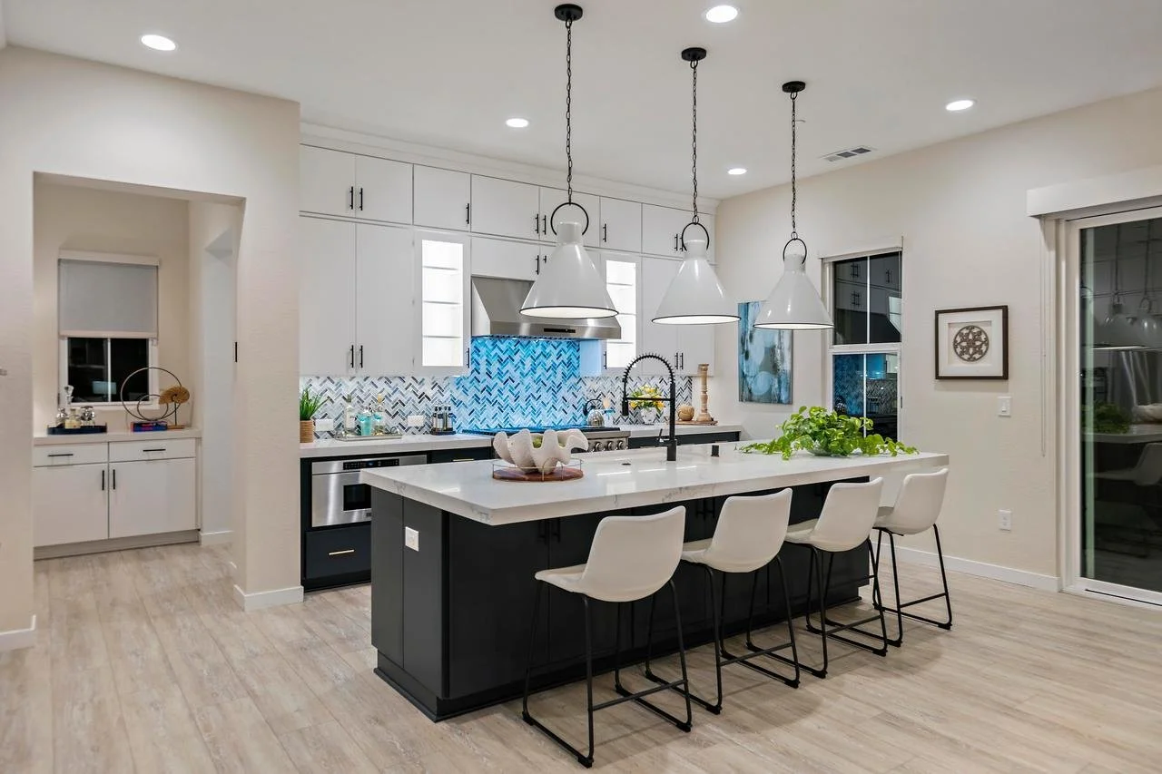 428 Halcyon Smaller 020.jpg