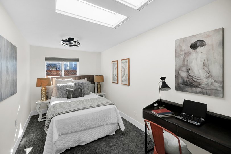 3467 Loma Vista Smaller 040.jpg