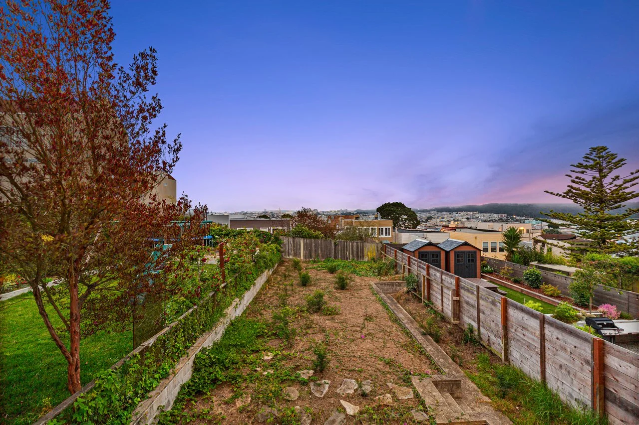 642 30th Smaller 007.jpg