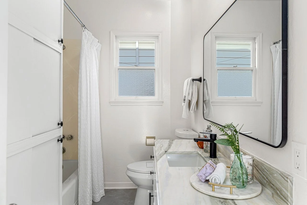 3723 Madrone Smaller 047.jpg