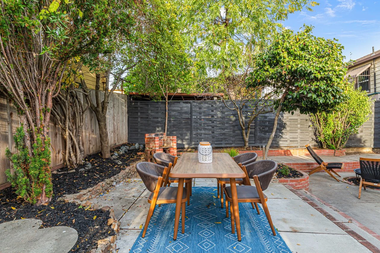 3723 Madrone Smaller 032.jpg