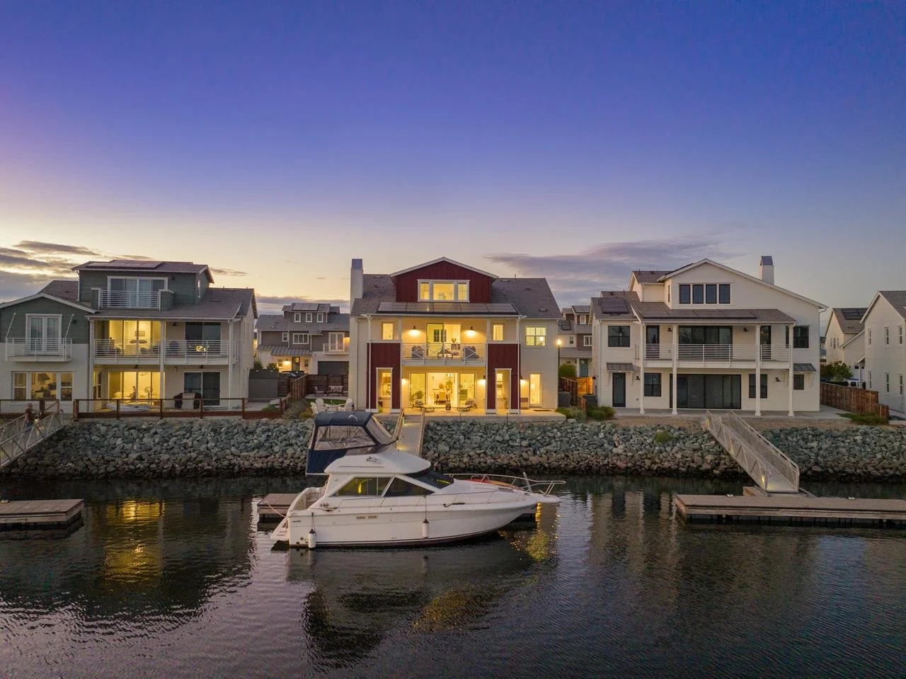 428 Halcyon Smaller 012.jpg