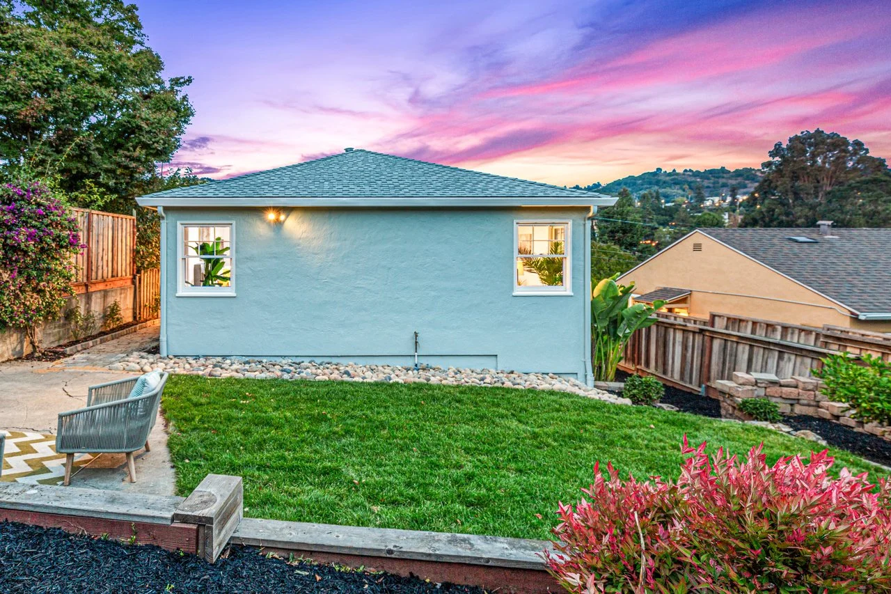 4421 Albert St Smaller 057.jpg