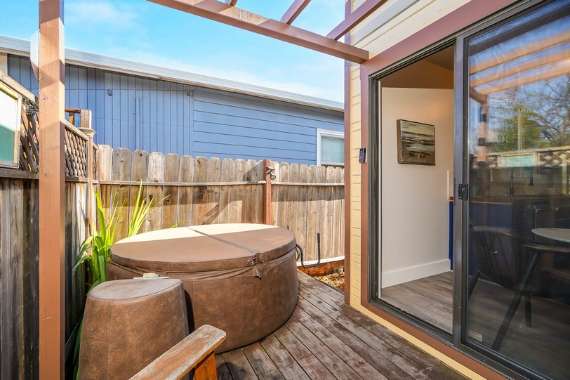 3467 Loma Vista Smaller 017.jpg