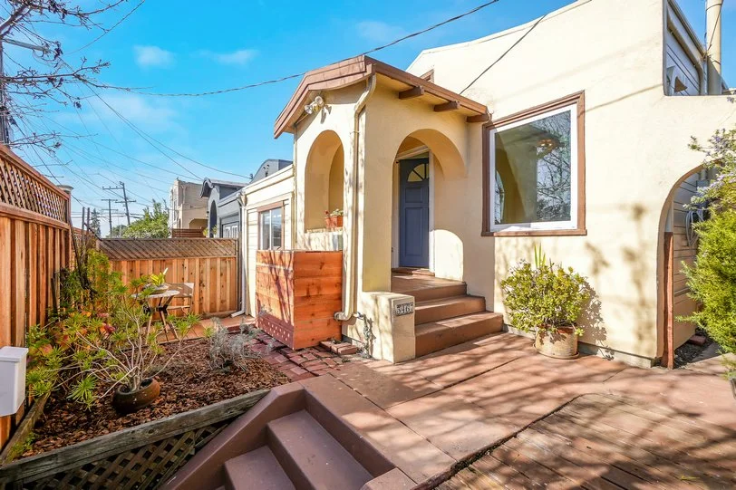 3467 Loma Vista Smaller 008.jpg