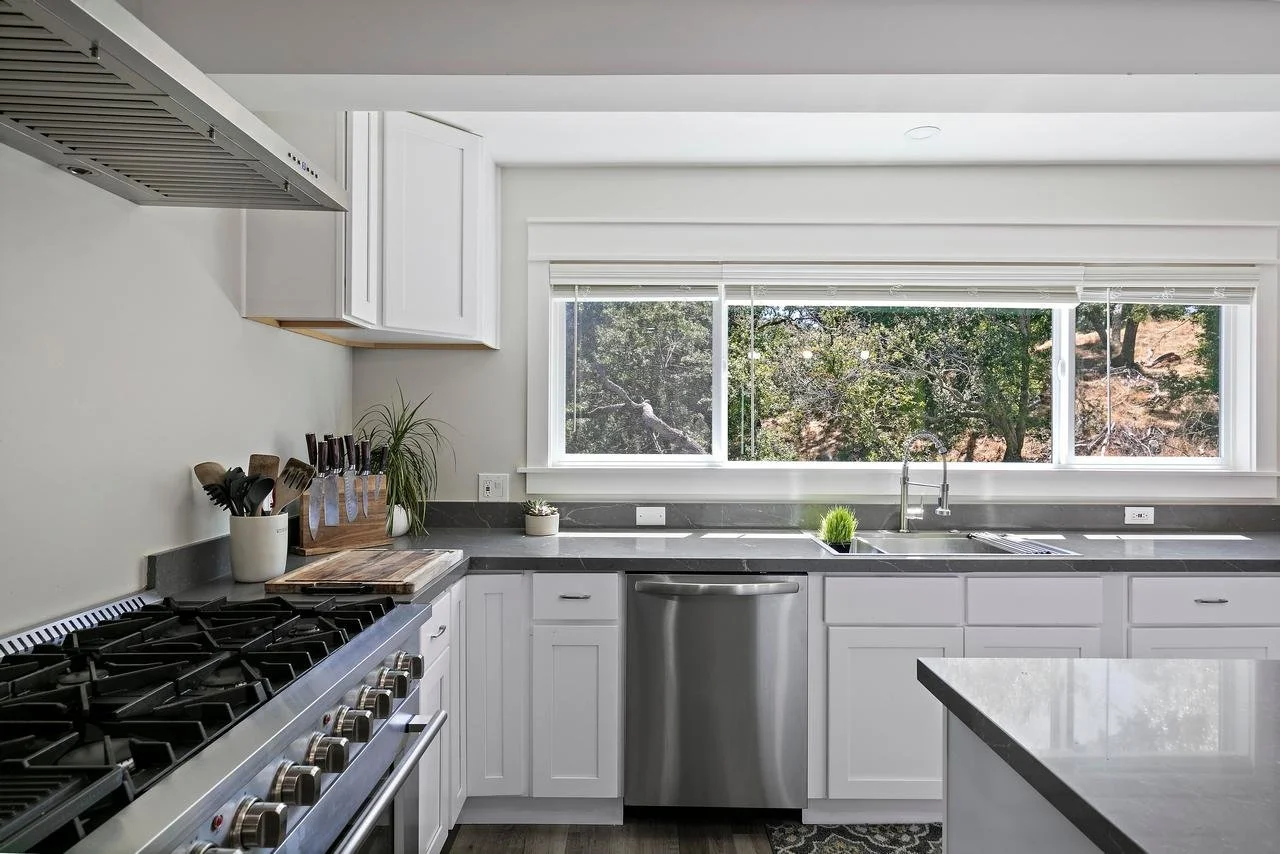 15 Ridge Lane Smaller 034.jpg