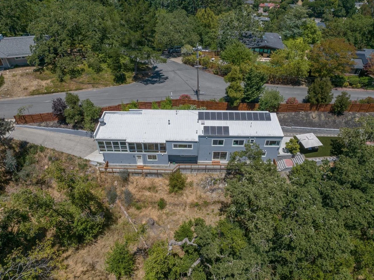 15 Ridge Lane Smaller 059.jpg