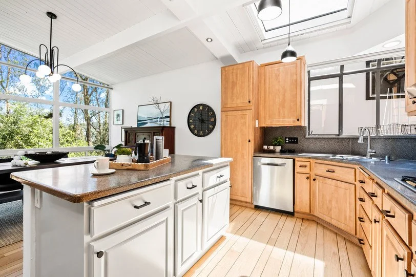 1615 Arrowhead007.jpg