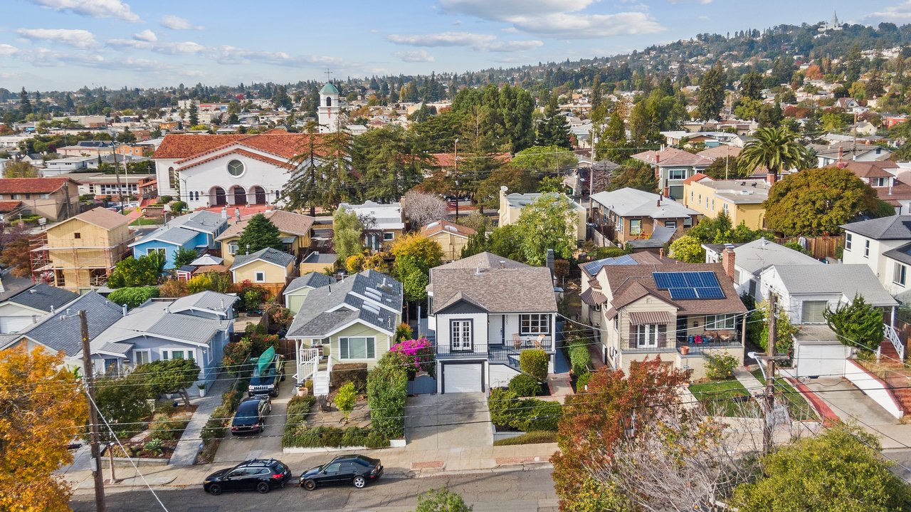 3723 Madrone Smaller 010.jpg