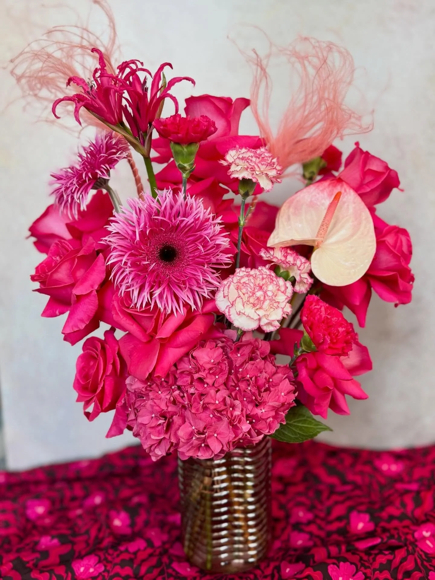 If you love her, show her.

Not with a text.
With something in your hands.

A full dozen roses.
Wrapped, ribboned, ready.

Delivering to Boulder, North Denver, and surrounding areas.

Last call before Valentine&rsquo;s.

#valentinesflowers