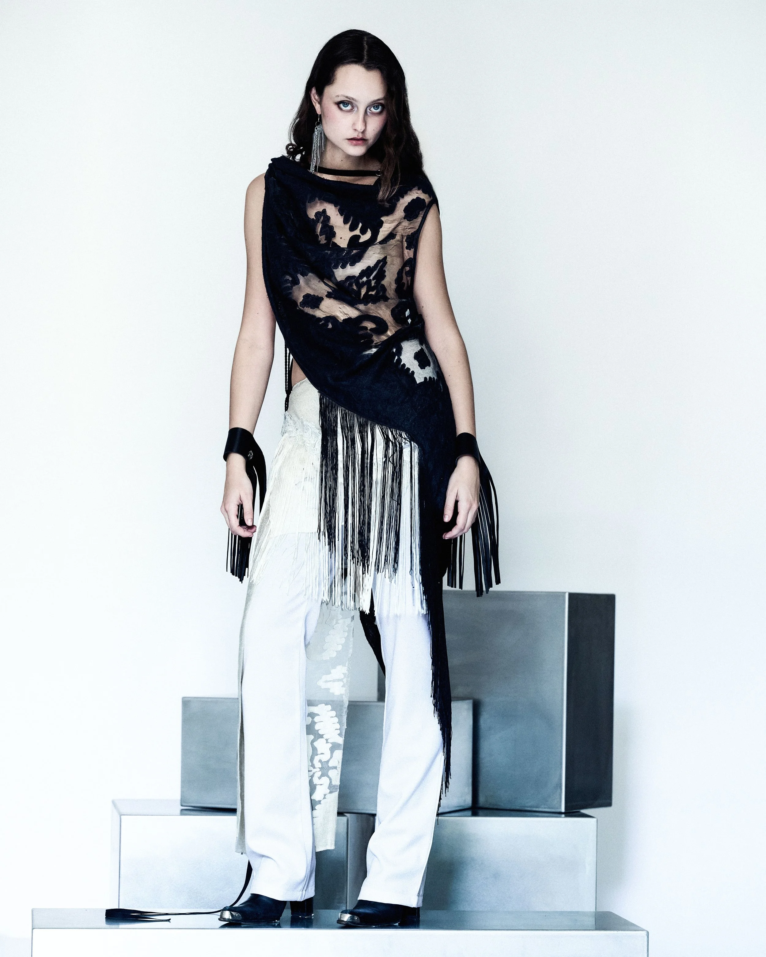 look 01