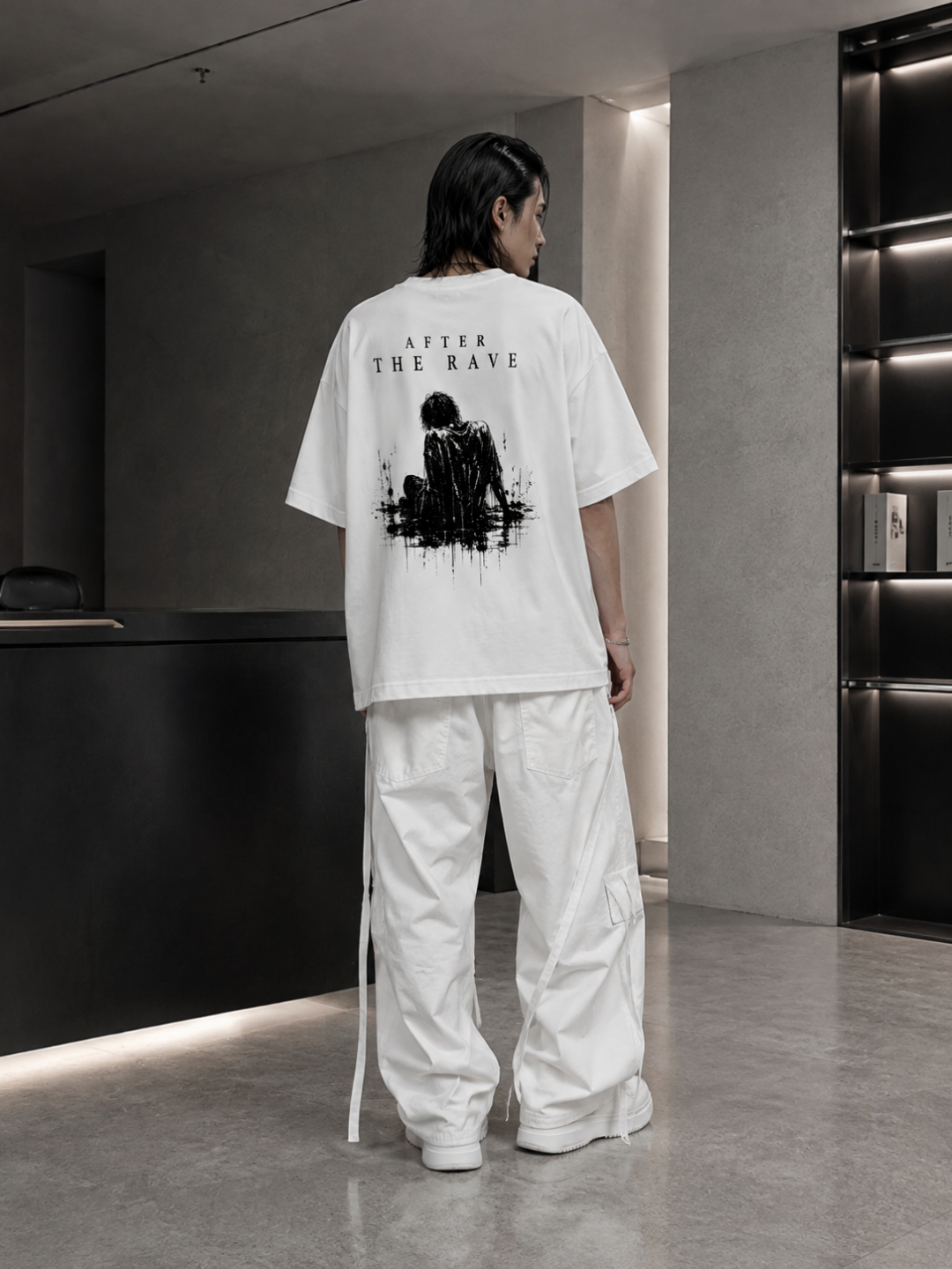 MODEL WEARING T SHIRT TECHNO STUDIOS  THE MORNING 