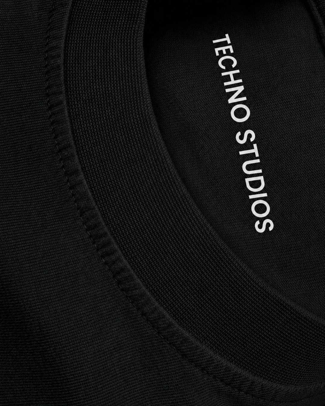 DETAIL TS BLACK.jpg (Copia)