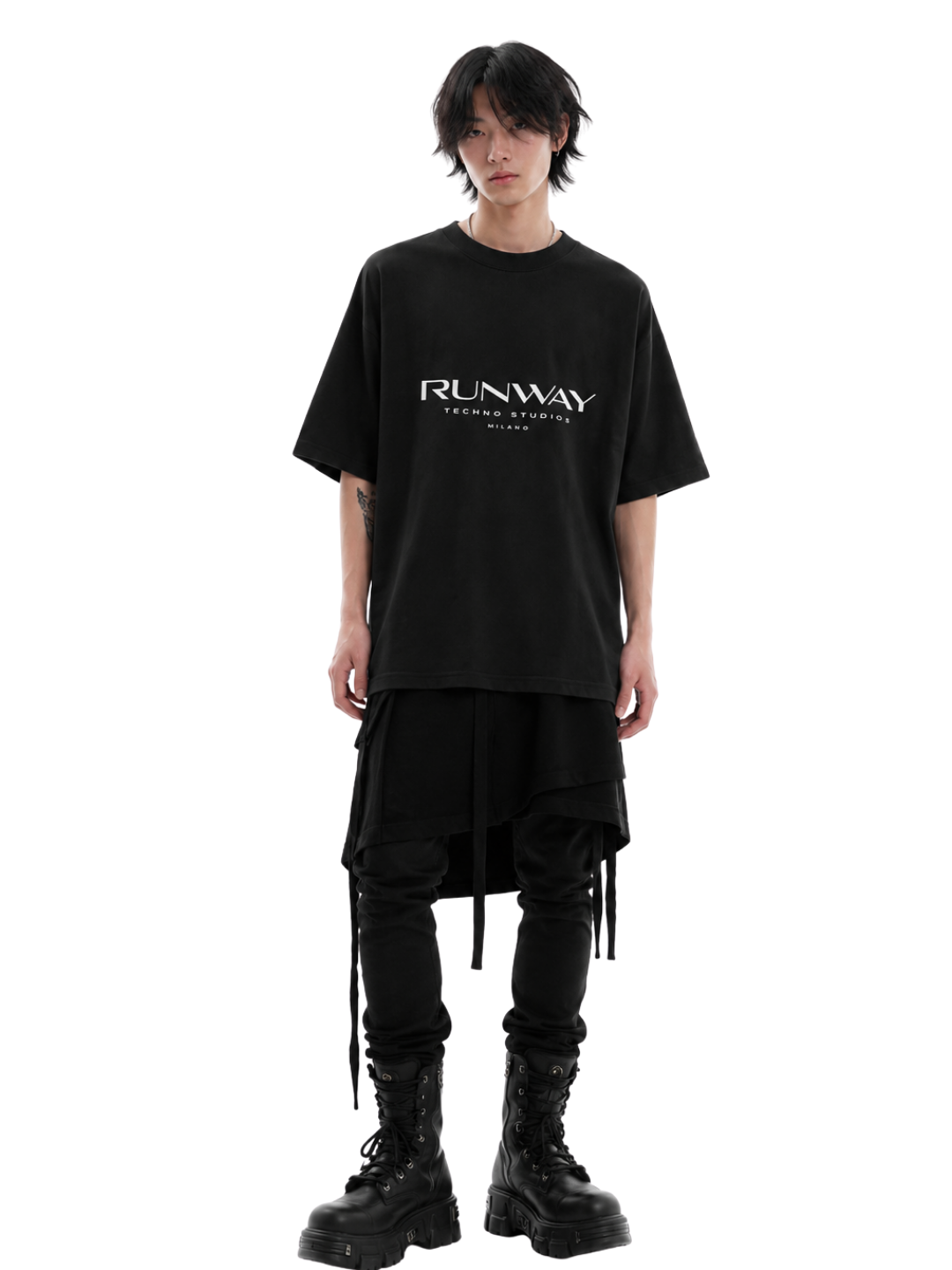 TS 05 MODEL BLACK.png