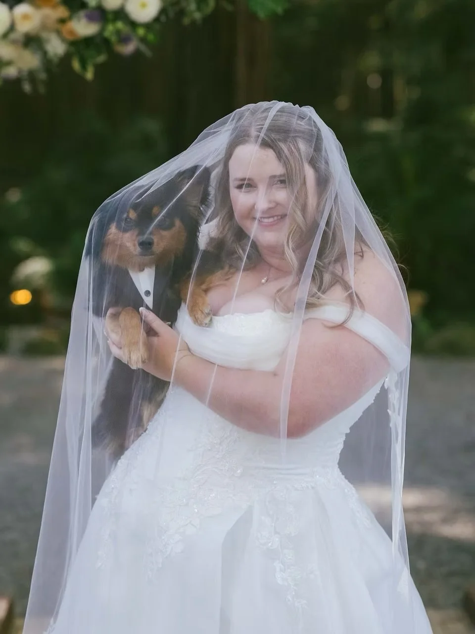 When your fur babies are not only part of your life, but part of your love story, make them VIPs in your wedding, just like Bernie and Ella!

Tip of the hat to @danielnealphotography who captured these beautiful images at Deer Park Villa @dpvweddings