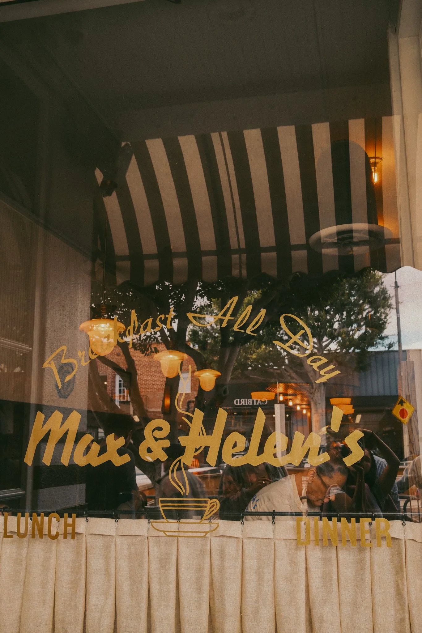 Max&Helen's1.jpg
