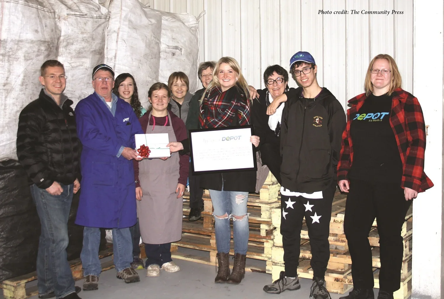 Mikayla+and+group+-+credit+to+The+Community+Press.webp