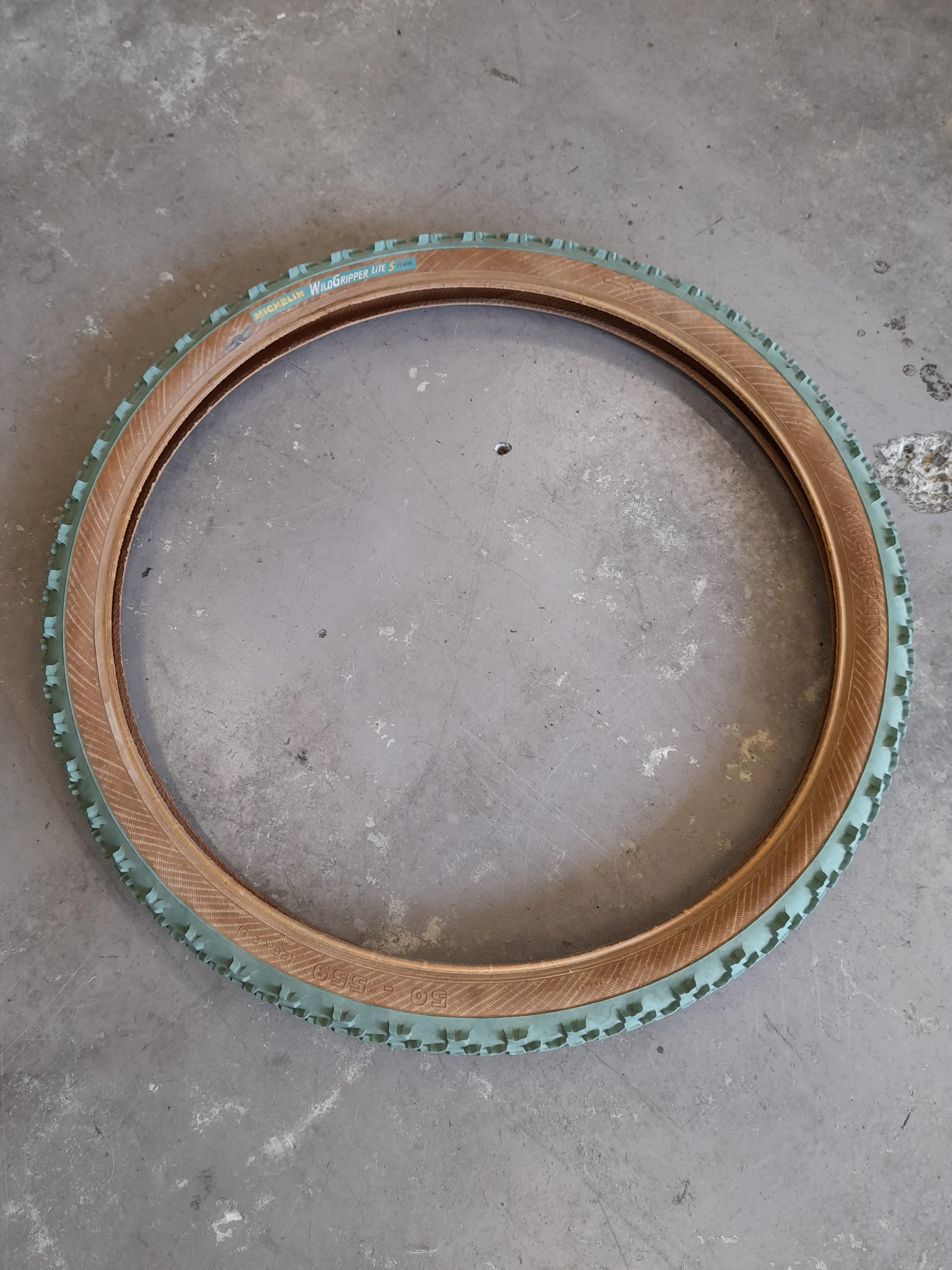 Used - 26" Retro Michelin Wild Gripper Lite S Front Tyre