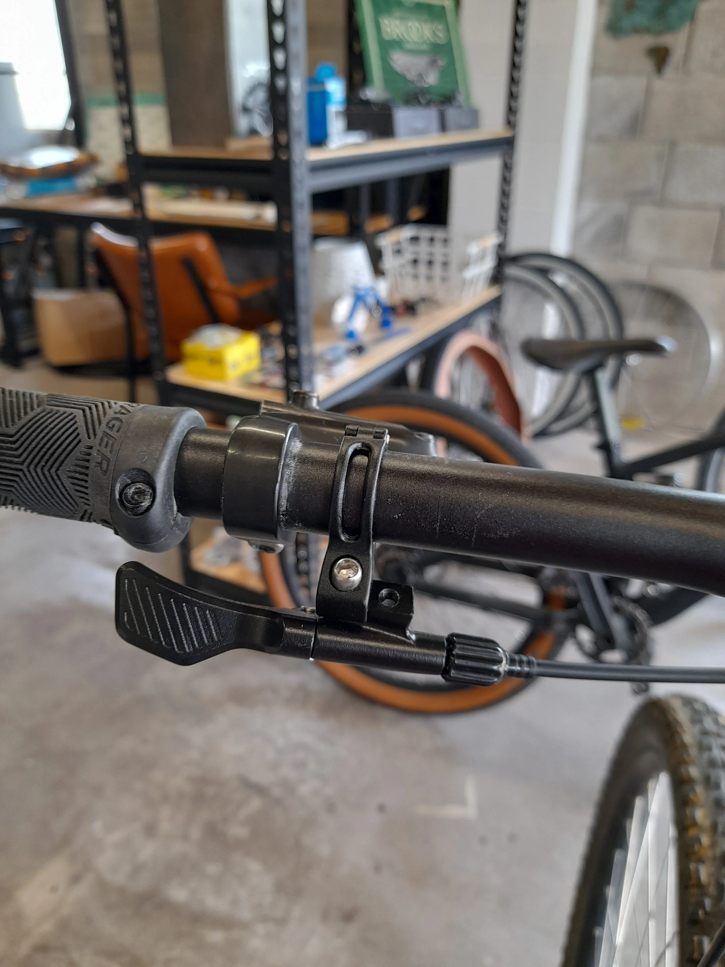 KS Dropper Seat Post Remote Westy 2.0 $74.89