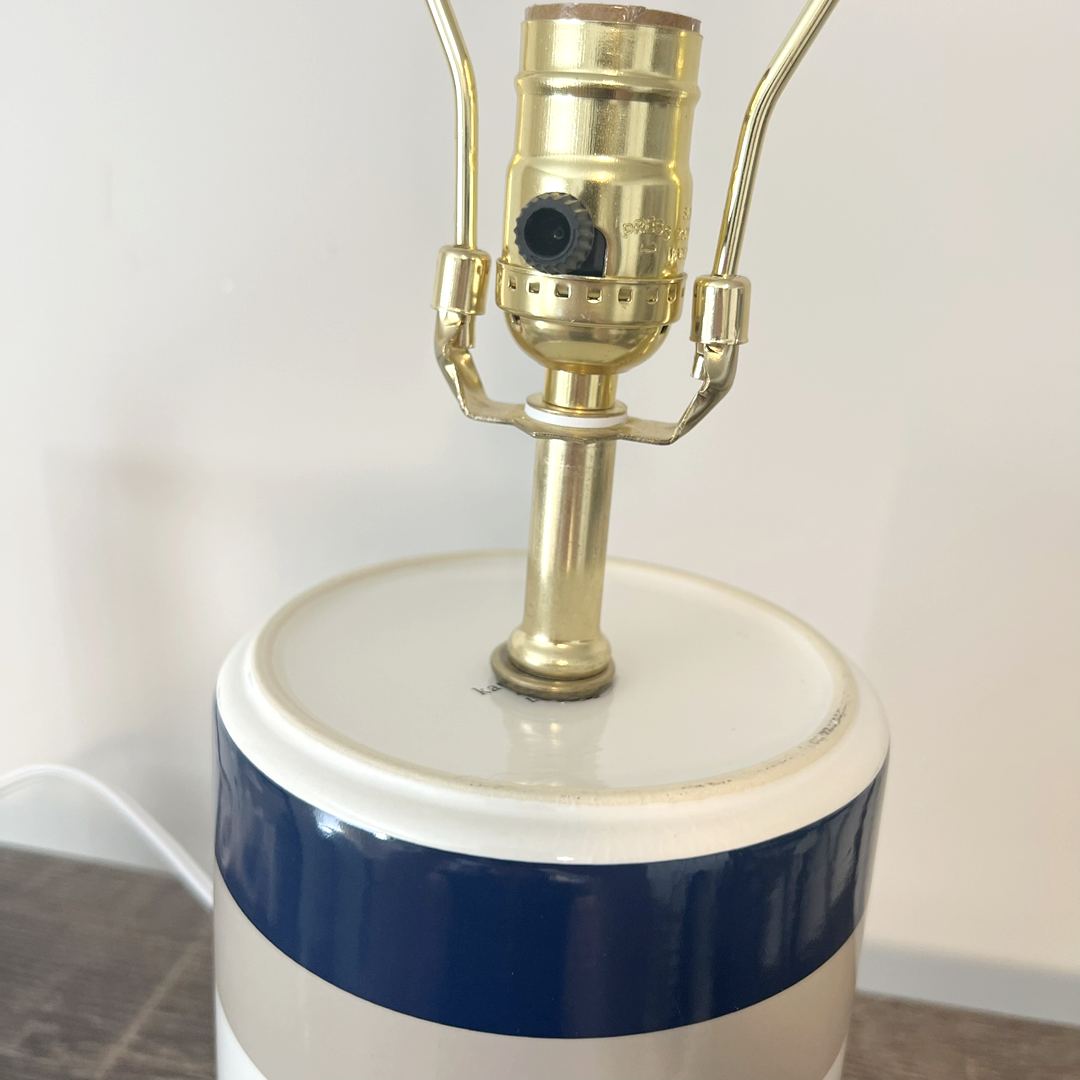 kate-spade-crock-lamp_1080x1080_05.png