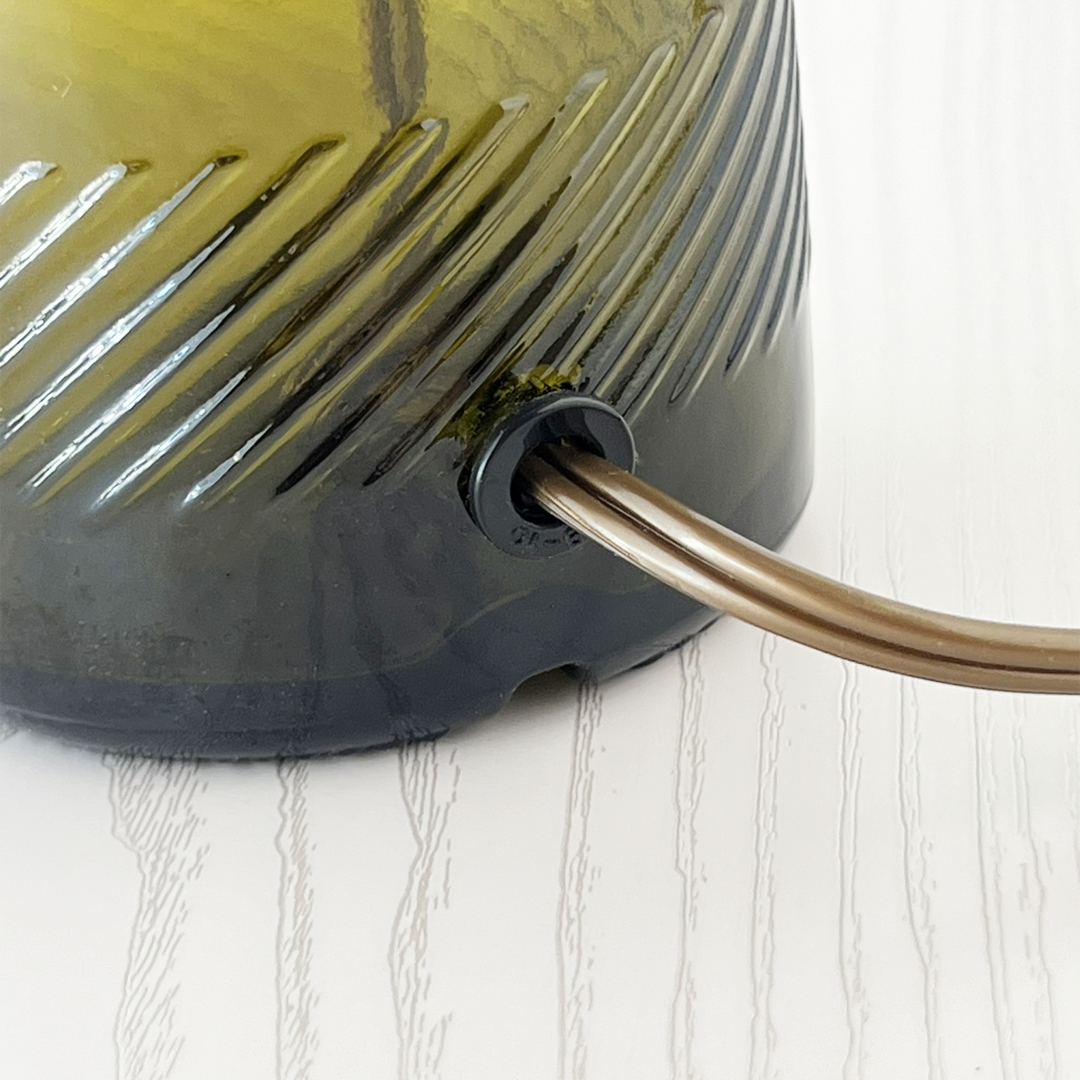 green-glass-olive-oil-lamp_1080x1080_06.png