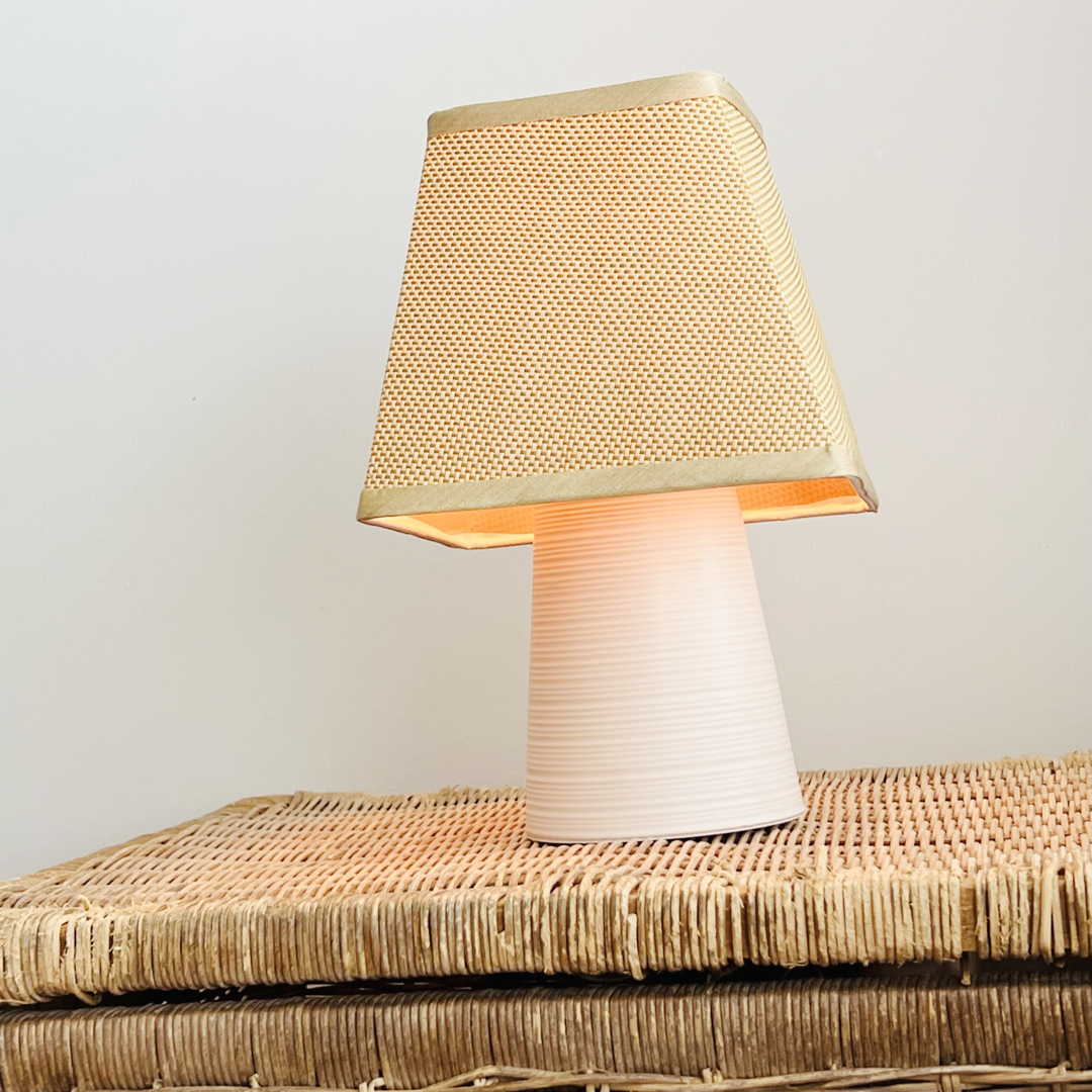flower-pot-lamp_1080x1080_01.png