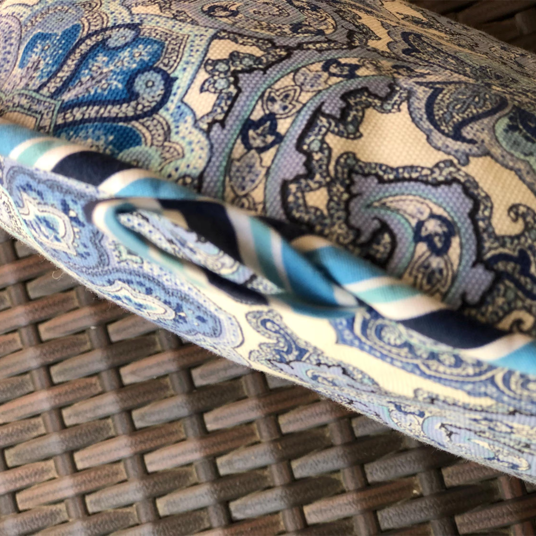 blue-paisley-tea-cozy_1080x1080_03.png