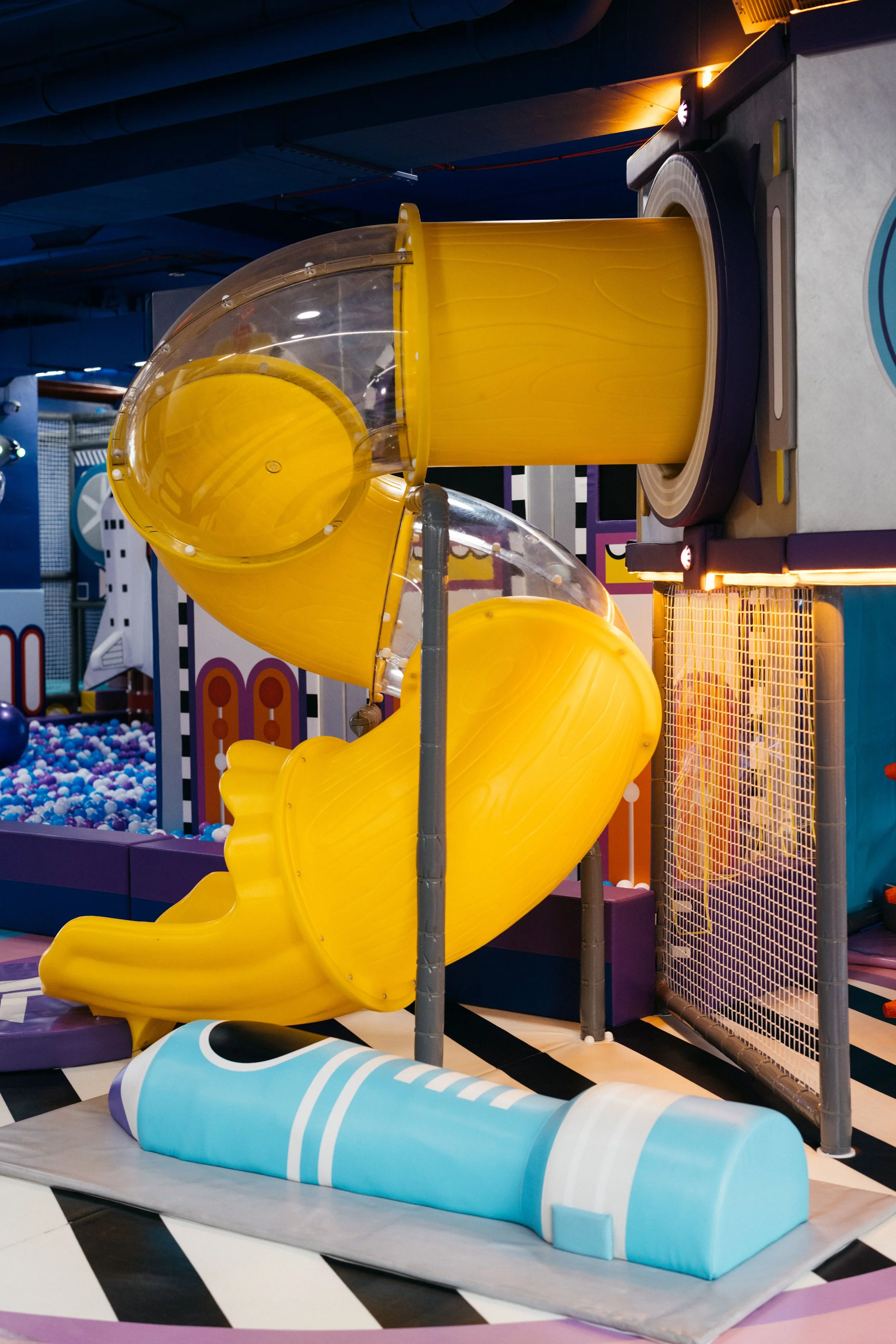 happyspaceplayground-indoorplayground-outdoorplayground-woodside-queens-nyc-spacetheme-ballpit-slides-forkids-familyfun-entertainment.jpg