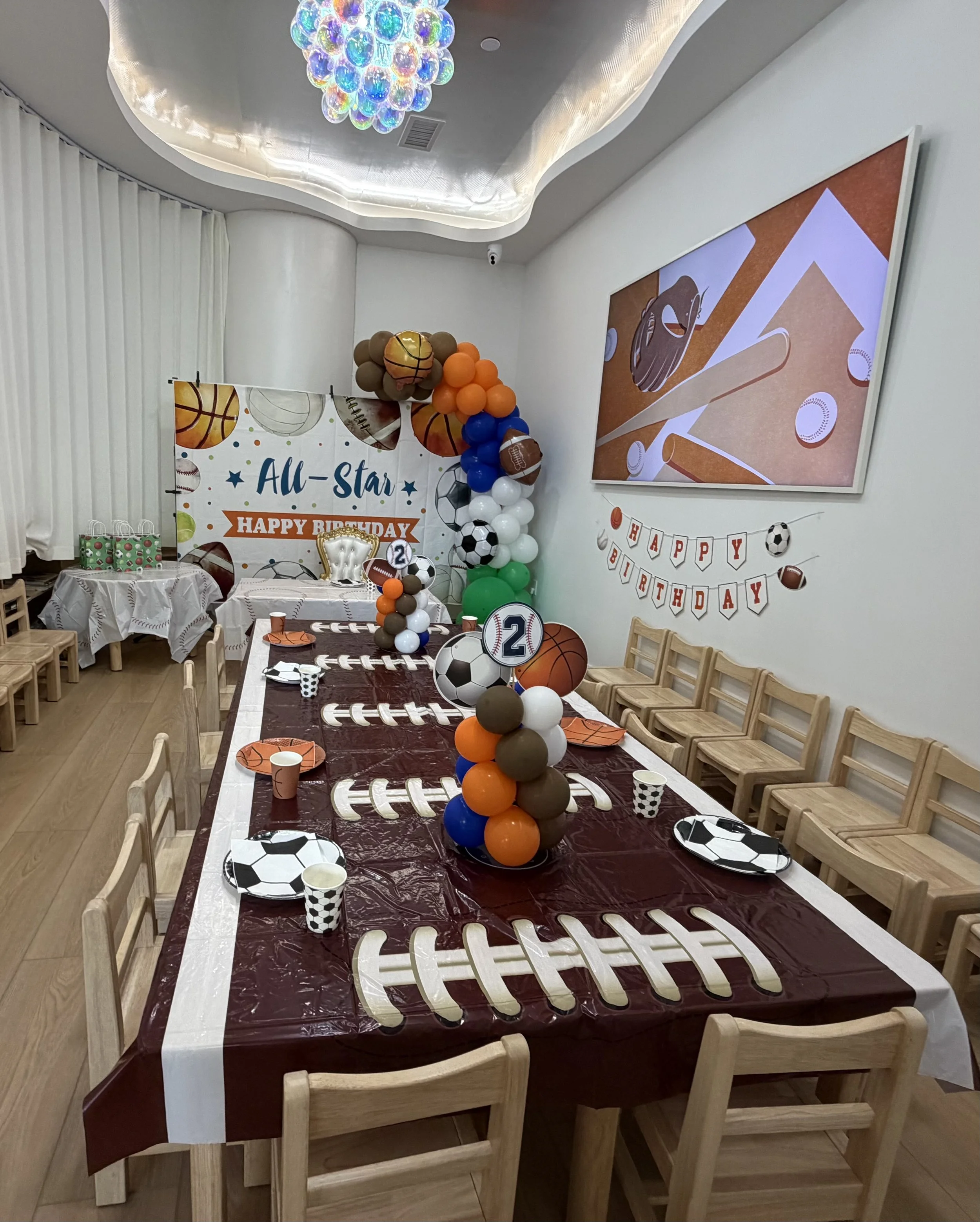 happy space playground - birthday parties - mt theme - indoor playground - party decorations - Sports theme birthday party -Sports  birthday backdrop - balloon garland - indoor playground birthday party