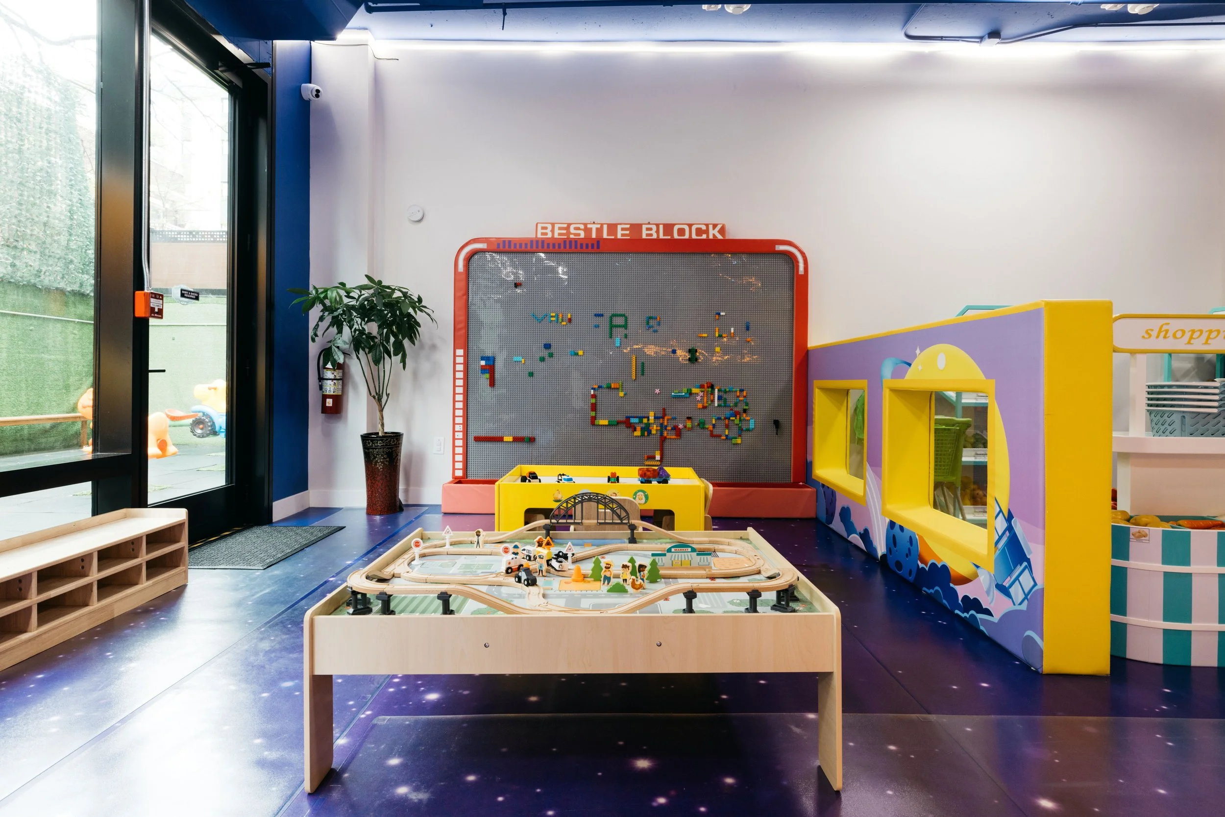happyspaceplayground-indoorplayground-outdoorplayground-woodside-queens-nyc-spacetheme-legowall-trainset-megnetblocks-buildingblocks-forkids-familyfun-entertainment.jpg